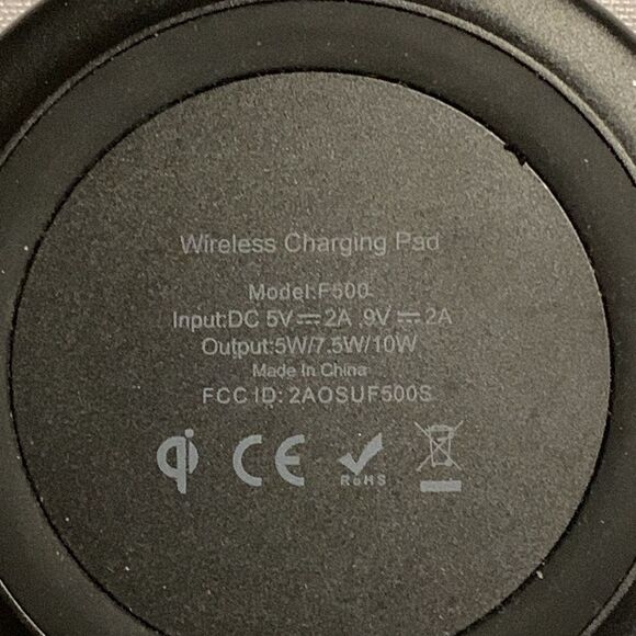 Yootech Set of two wireless chargers.  Used one temporary & never the second one - Picture 5 of 5
